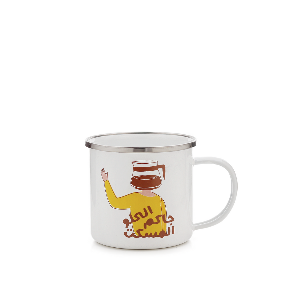 أكواب المينا بأشكال إبداعية