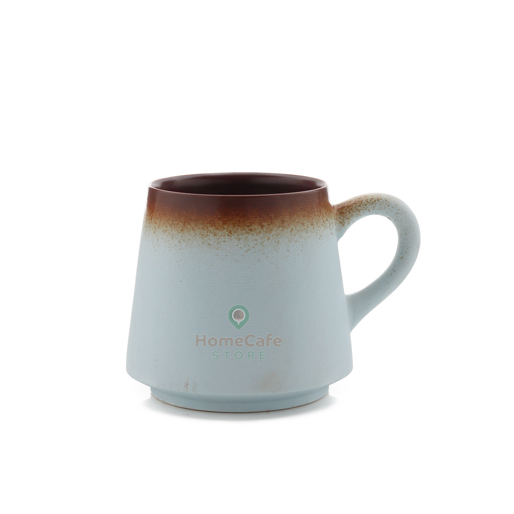 كوب سيراميك أزرق فاتح بمقبض