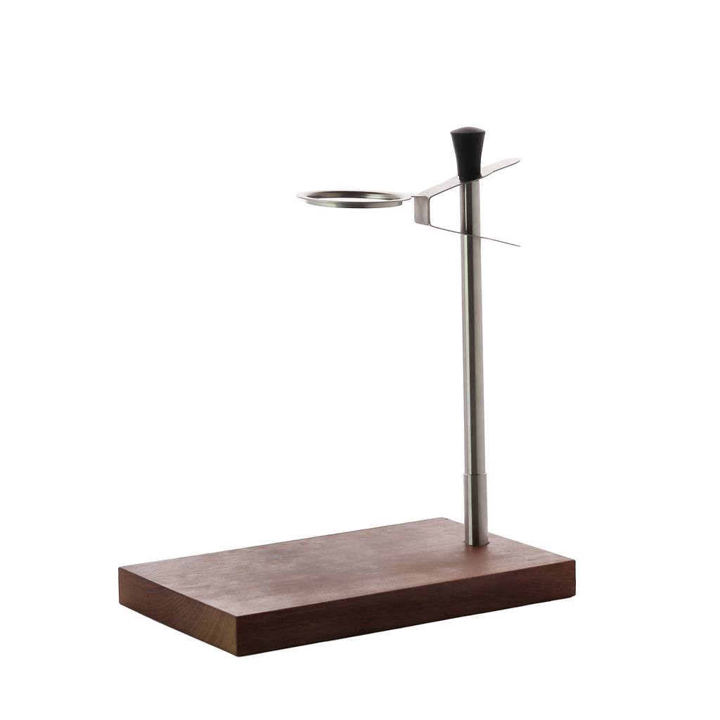 قاعدة خشبية لأداة الترشيح