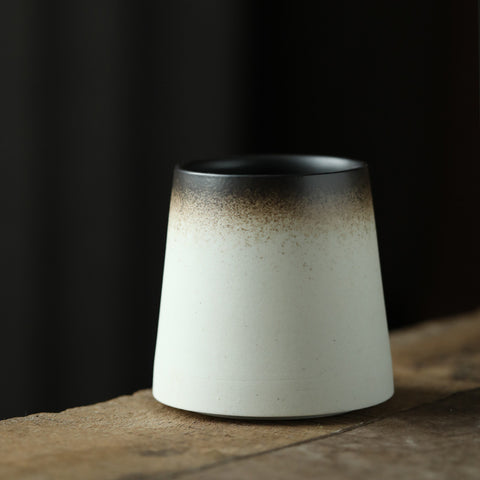 كوب سيراميك منقط